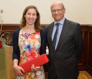 Dr. Bettina Krämer und Prof. Dr. Heinz-Werner Nienstedt | Foto: Alexander Schulte
